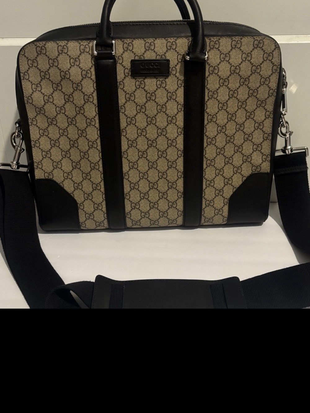 Gucci Beige and Black Briefcase - Picture 3 of 16
